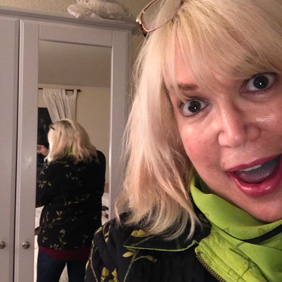 ♦️Reversible Asian print on Black or Lime Green. - Picture 3 of 7